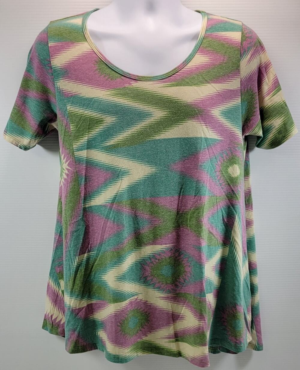 B) LuLa Roe Shirt Woman Polyester Short Sleeve Shirt Top Medium